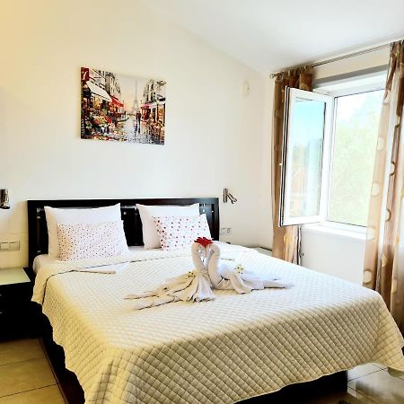 Olive Garden Apartment Petrovac Eksteriør bilde