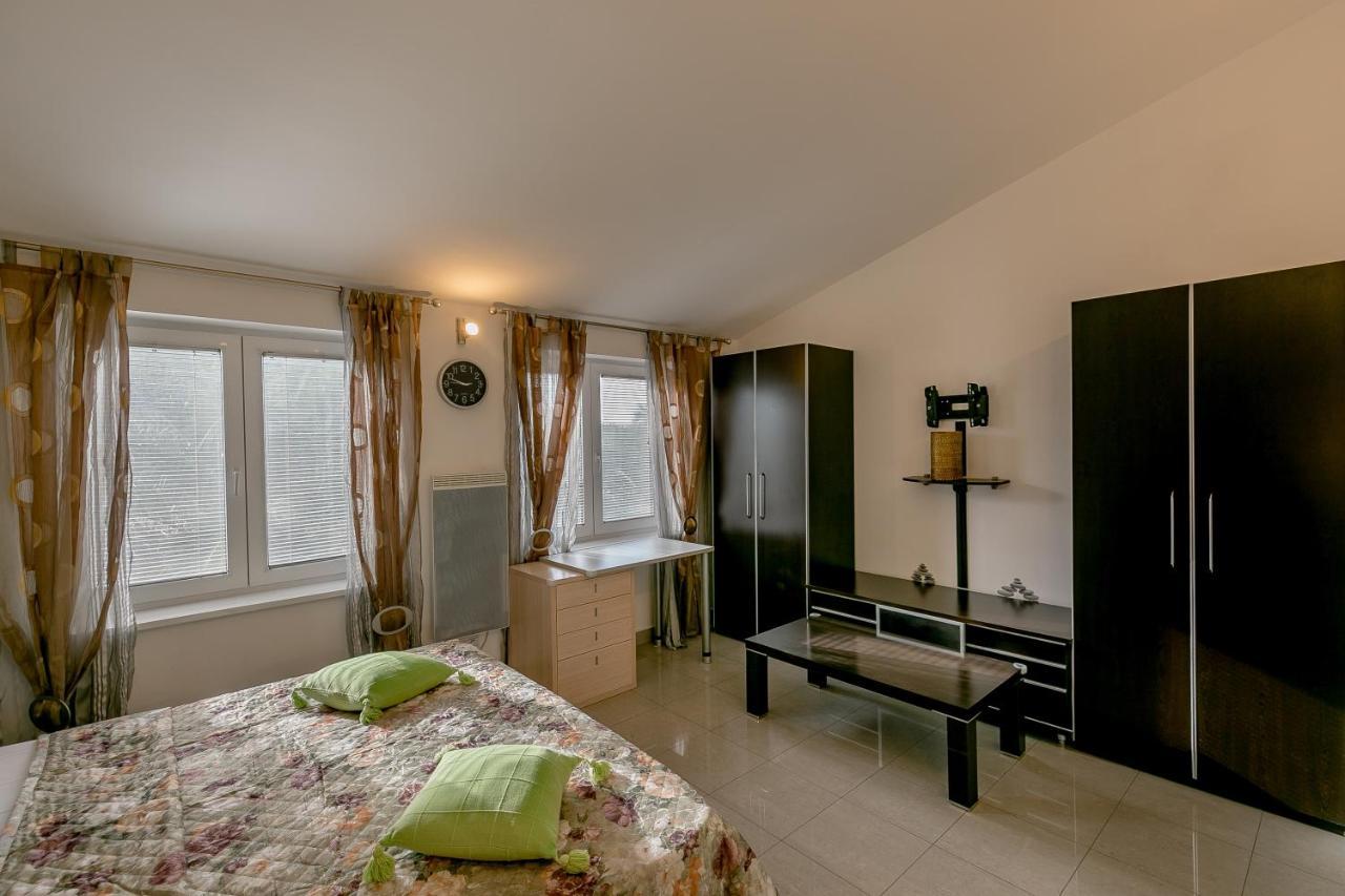 Olive Garden Apartment Petrovac Eksteriør bilde