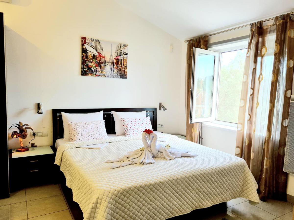 Olive Garden Apartment Petrovac Eksteriør bilde
