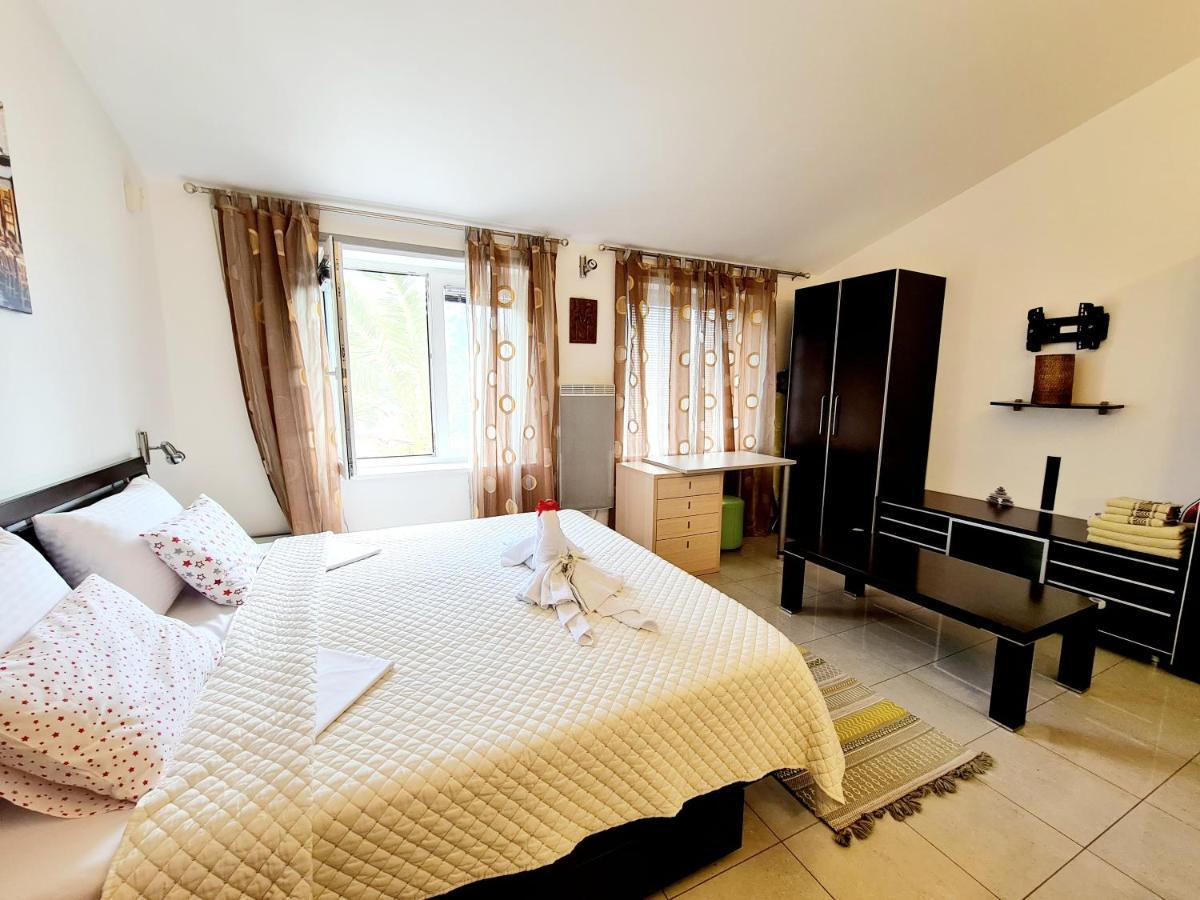 Olive Garden Apartment Petrovac Eksteriør bilde