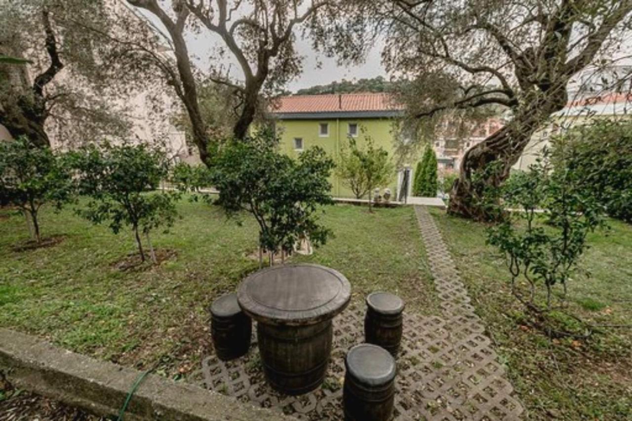 Olive Garden Apartment Petrovac Eksteriør bilde